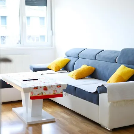 Apartman Slavisa Apartment *